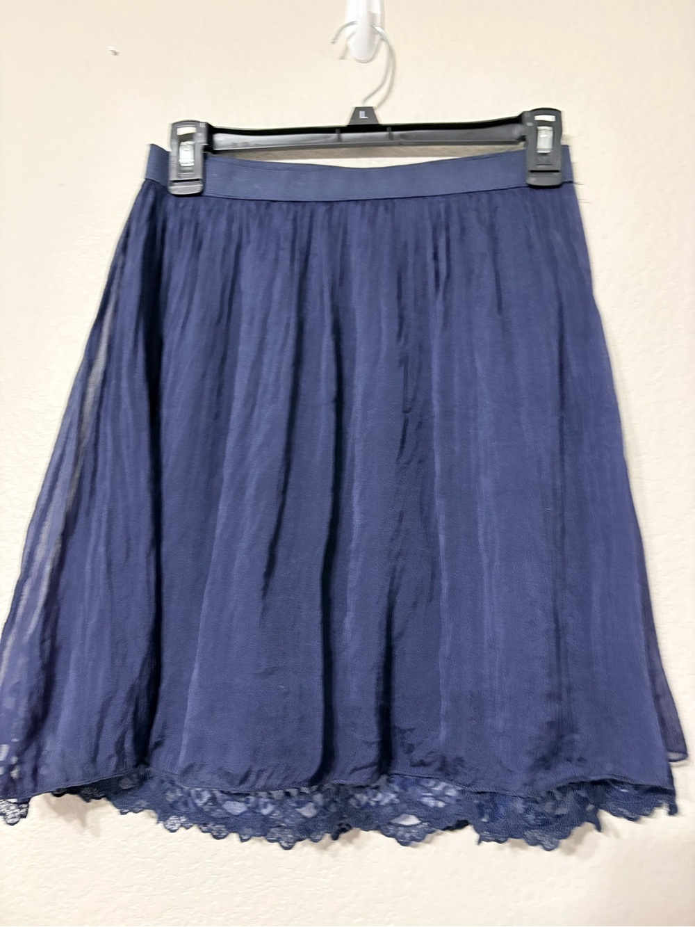 Carla Conti Navy Blue Silk Pleated Feminine Lace-Hem Mini Slip Skirt S‎ Italy
